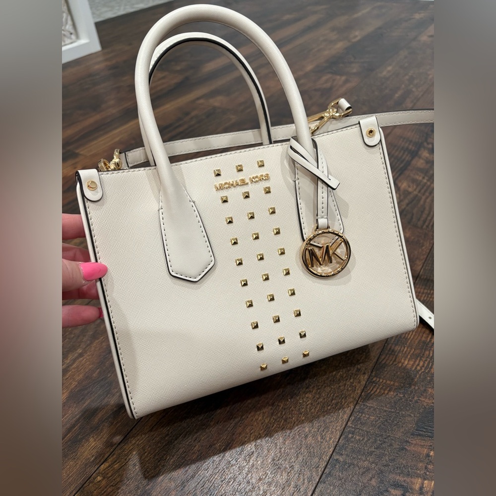 NWOT Michael Kors Lt Cream small satchel MAPLE gold studded